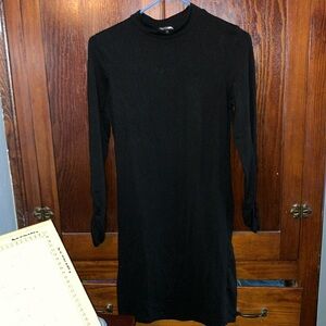 Fashion Nova Classic Black Long Sleeve Dress w Ruched sleeves